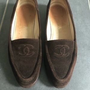 Vintage chanel brown suede loafers